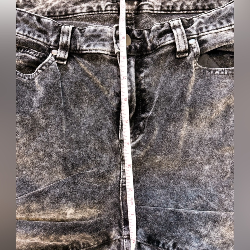 Eileen Fisher dark gray velvet five pocket style, acid washed look jeans - Picture 2 of 9